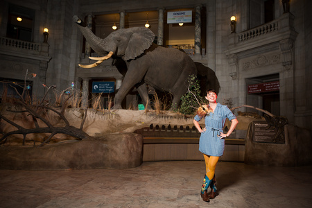 Kelly, Communications Expert